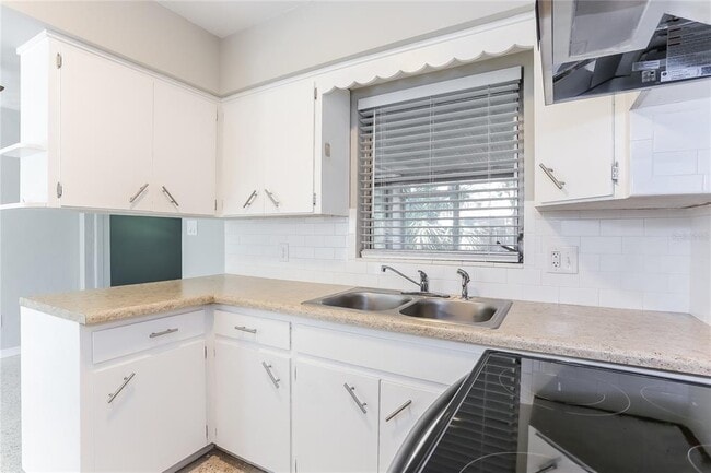 Foto del edificio - 7941 23rd Ave N