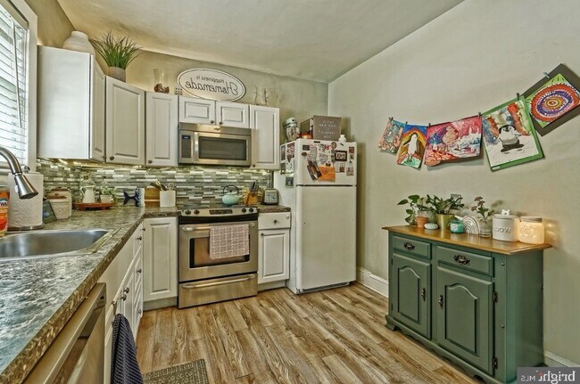 Foto del edificio - 118 Grandview Ave