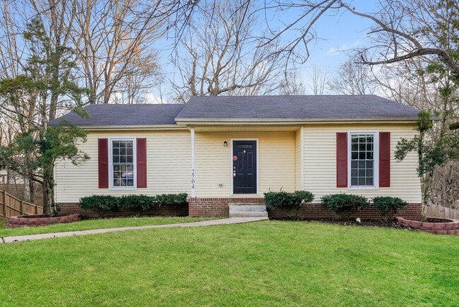 Building Photo - 2704 Knob Ct