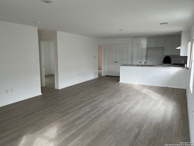 Foto del edificio - 6507 Scarecrow Wy