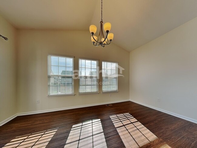 Building Photo - 1395 Apple Farm Dr