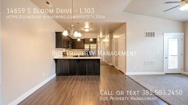 Foto del edificio - 14659 Bloom Dr