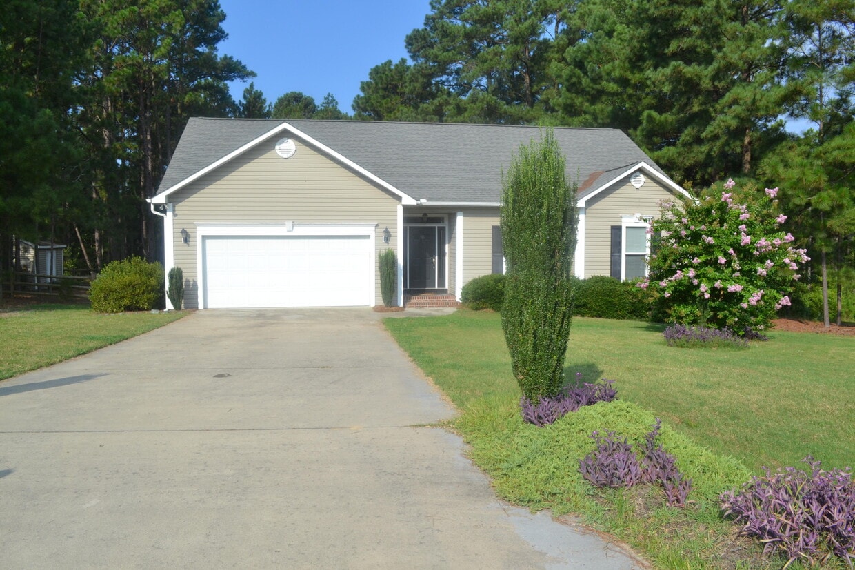 105 Willow Creek Ln, Pinebluff, NC 28373 House Rental in Pinebluff
