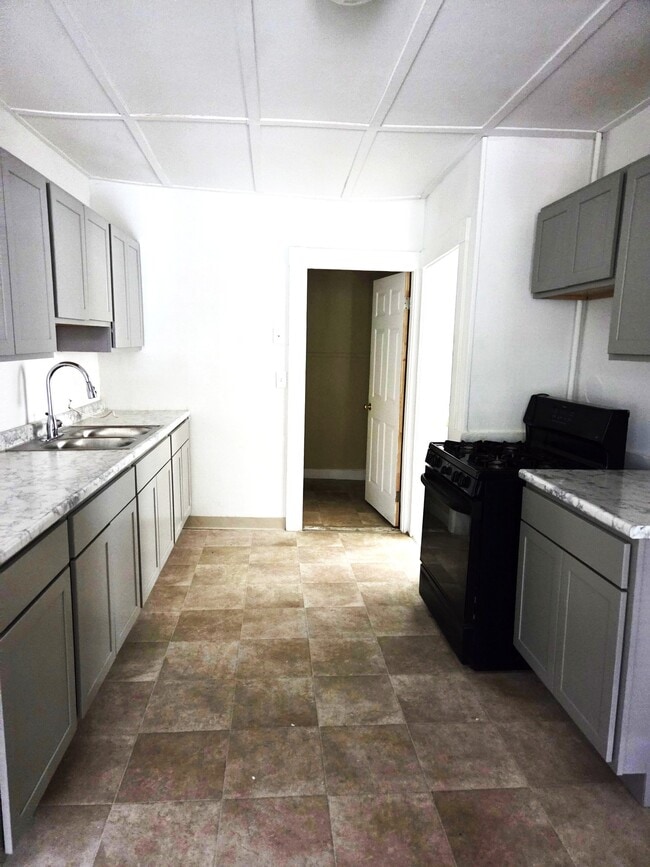 Foto del edificio - 35 Belknap St