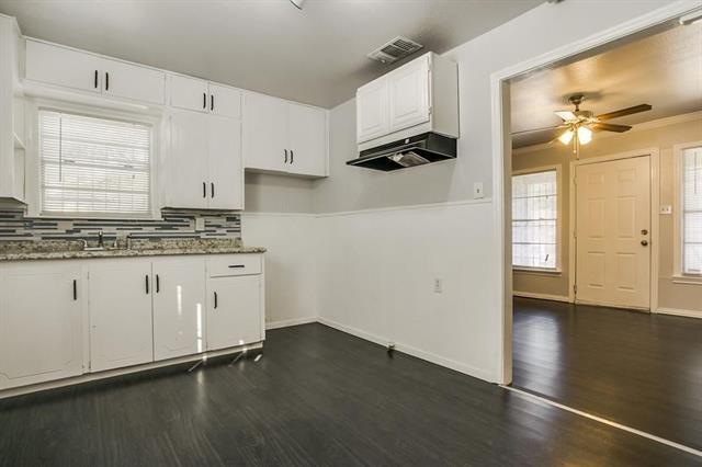 Foto del edificio - 3120 Wesleyan Dr S