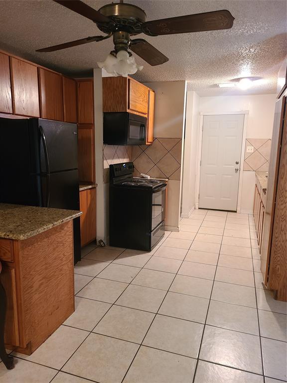 6897 S Railroad Ave, Hitchcock, TX 77563 House for Rent in Hitchcock