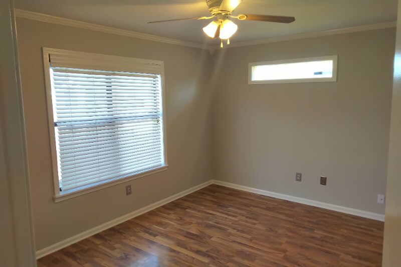 Foto principal - 1615 Auburn Pl