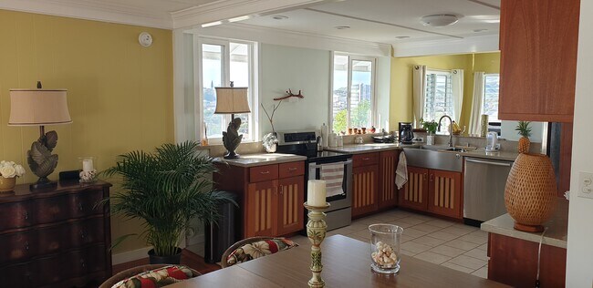 Foto del edificio - 3261 Palolo Terrace Pl