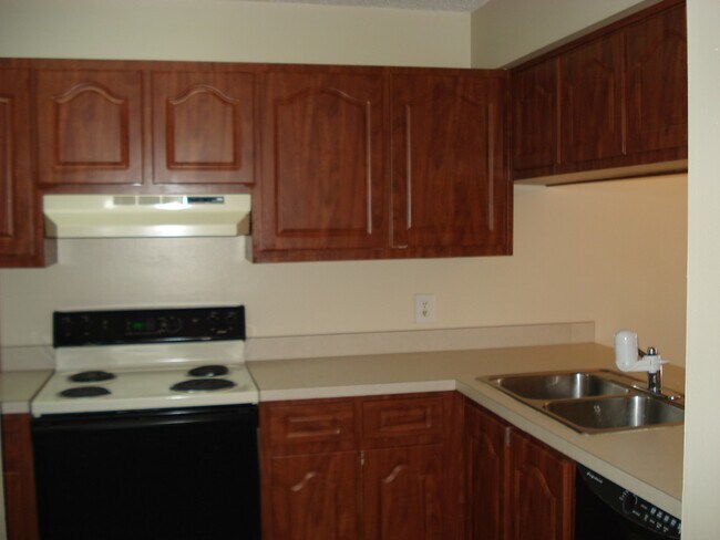 Foto del edificio - East Orlando Condo in Curry Ford Area