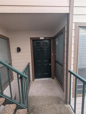 Building Photo - 2309 Balsam Dr