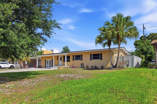 Foto del edificio - 3707 Pelican Ln