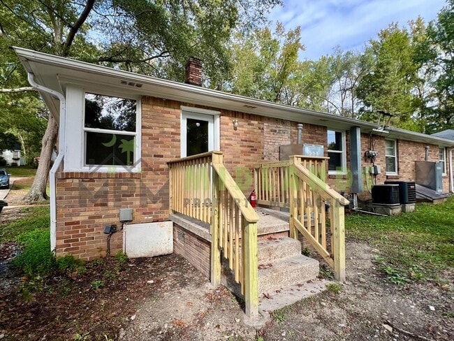 Foto del edificio - 3304 Margrave Rd