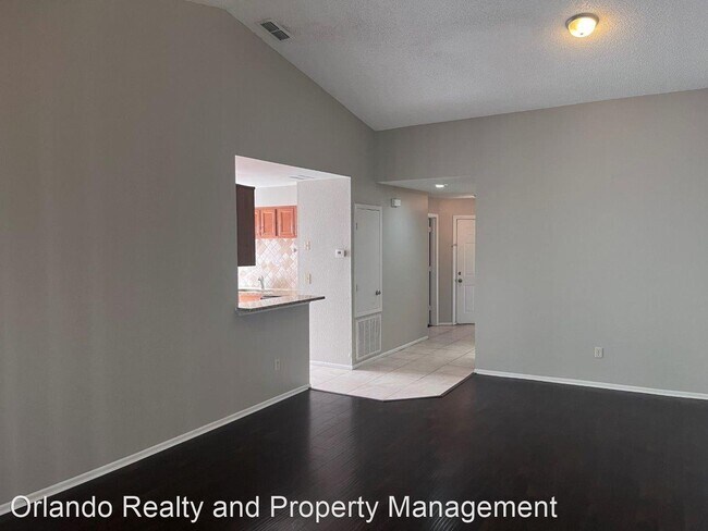 Building Photo - 3 br, 2 bath House - 7643 Sugar Bend Drive...