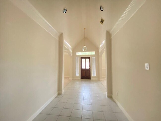 Foto del edificio - 10122 Meridian Lakes Dr