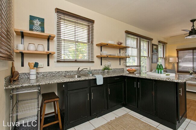 Foto del edificio - 2 br, 1 bath House - 1122E 2nd Ave