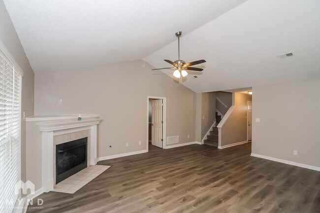 Building Photo - 10374 Cottage Oaks Dr