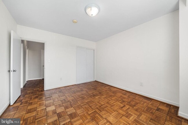 Foto del edificio - 4301 Massachusetts Ave NW