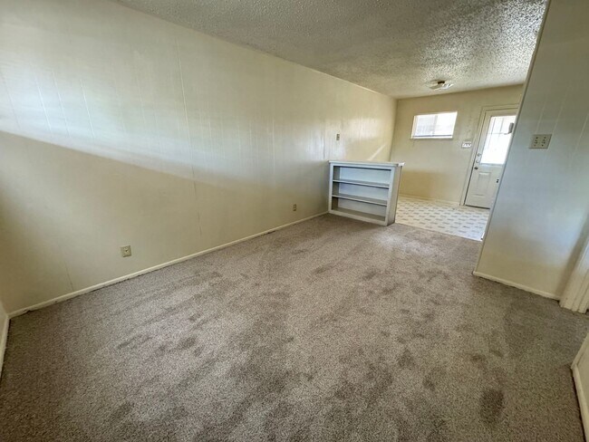 Foto del edificio - 808 Safady Ave