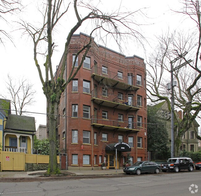 Everett Apartments Apartments Portland, OR Everett Apartments Apartments Portland, OR