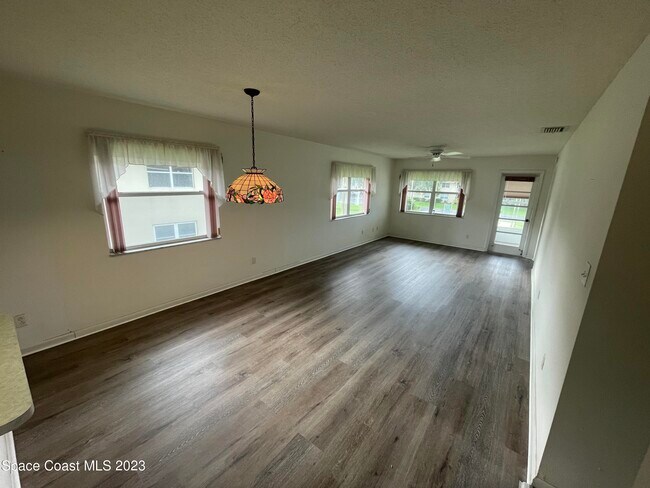 Foto del edificio - 171 Cape Shores Cir