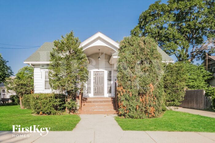 Foto principal - 838 Duncan Ave