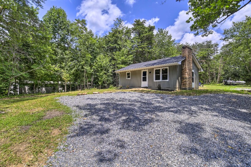 Foto principal - 7067 Waterview Ln