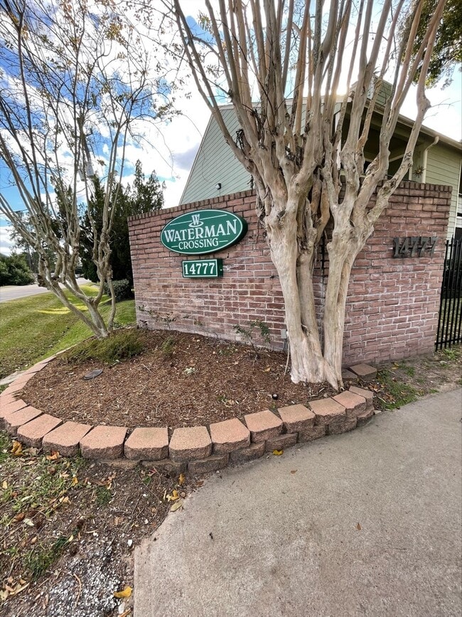 Building Photo - 14777 Wunderlich Dr