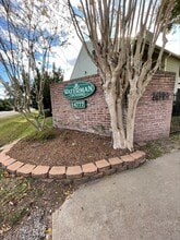 Building Photo - 14777 Wunderlich Dr