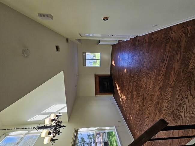 Building Photo - 1139 Vail Ct