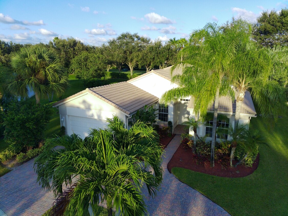 4614 Windward Cove Ln, Wellington, FL 33449 House Rental in Wellington, FL