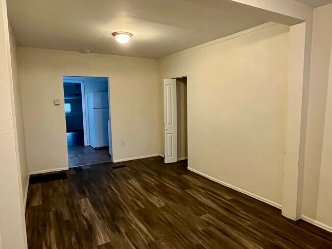 Foto del edificio - 4731 Vine St