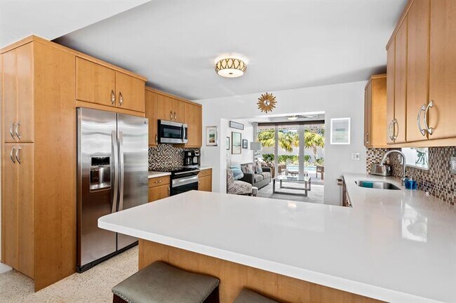 Foto del edificio - 3321 NE 16th Ct