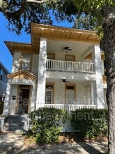 Building Photo - 806 E 31st St