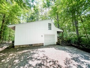 Building Photo - 7144 Persimmon Ln