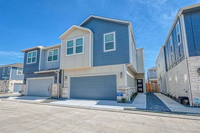 Building Photo - 1526 Lakeline Oak Dr