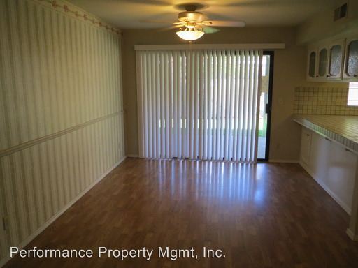 Building Photo - 610 E Magill Ave