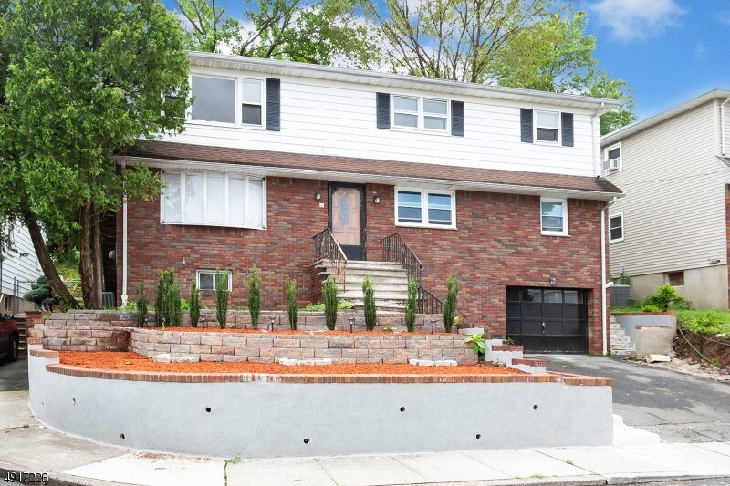 Foto principal - 8 Sibel Ct