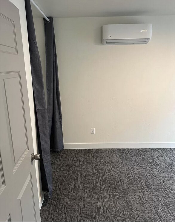 Foto del edificio - 930 Pinyon Ave