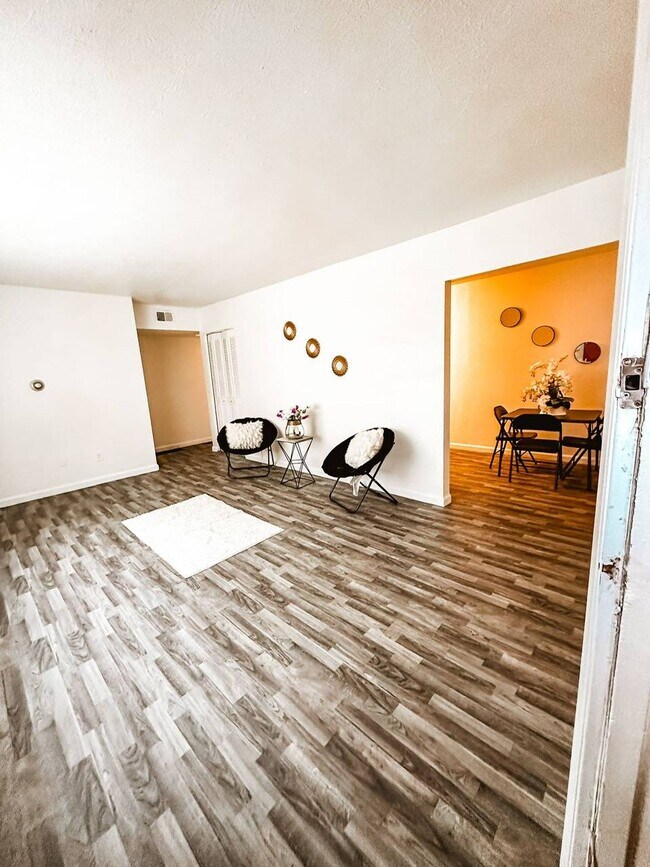 Foto del edificio - 901 Leawood Dr