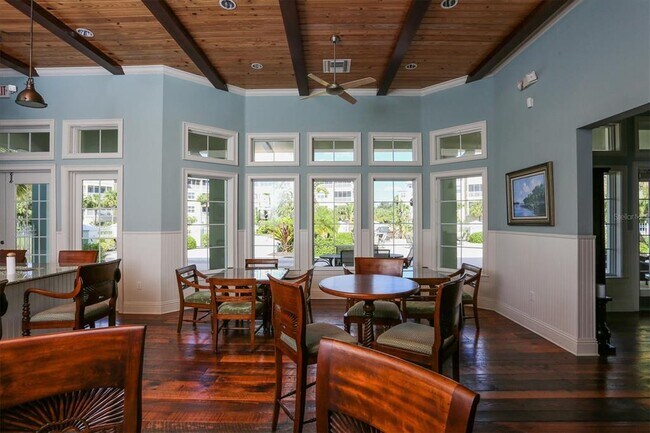 Foto del edificio - 10600 Lemon Creek Loop