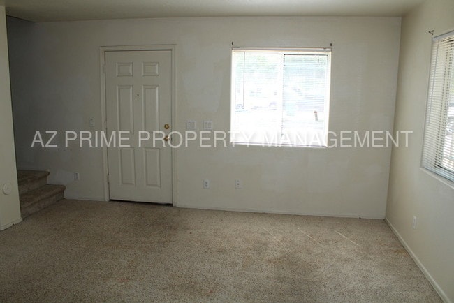 Building Photo - 3506 E Melvin St
