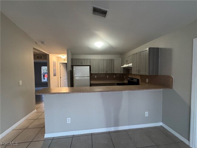 Foto del edificio - 4773 Jordan Ave S