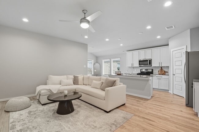 Foto del edificio - 7514 Rainham Valley Ln