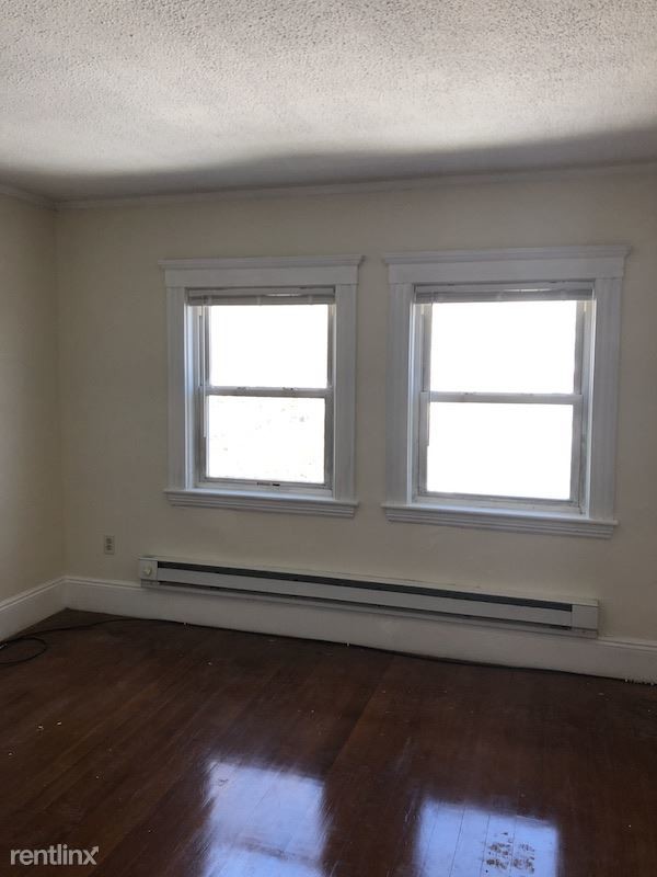 Building Photo - 2 br, 1 bath House - 34 Grafton St