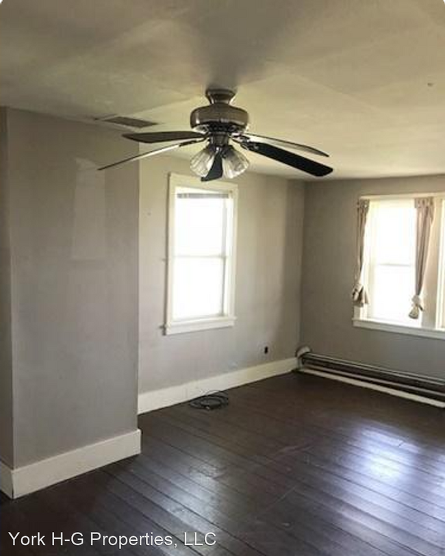 Building Photo - 3 br, 1 bath House - 8753 Meadtown Rd