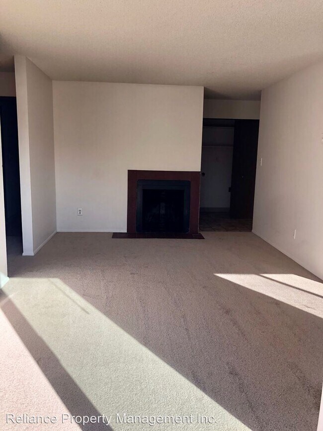 Foto del edificio - 7825 NE Sandy Blvd