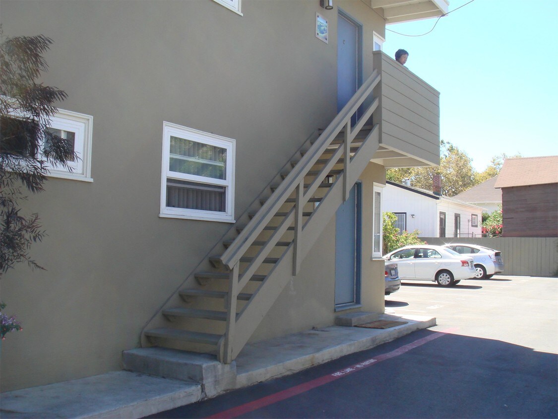 Primary Photo - 271 N 6th St