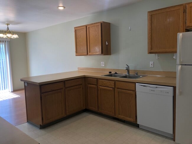 Foto del edificio - 247 NW Clay Ct