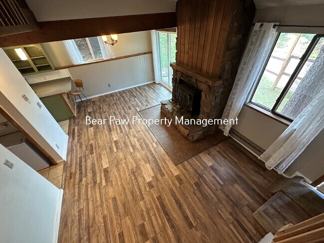 Building Photo - "Charming 2-Bedroom Duplex in Kittredge"