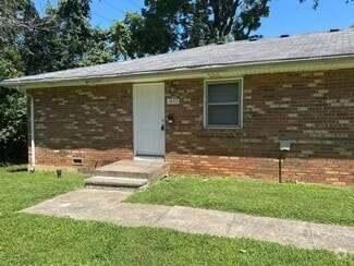 Building Photo - 1405 E Cairo St